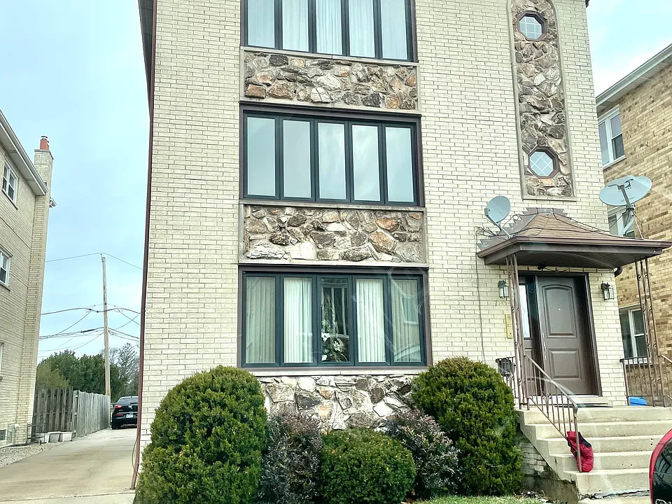 7854 W Cahill Ter #1
