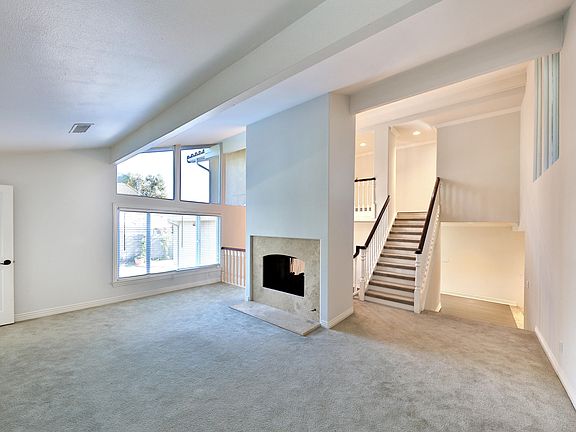 4th image of 1604 Camberwell Pl
