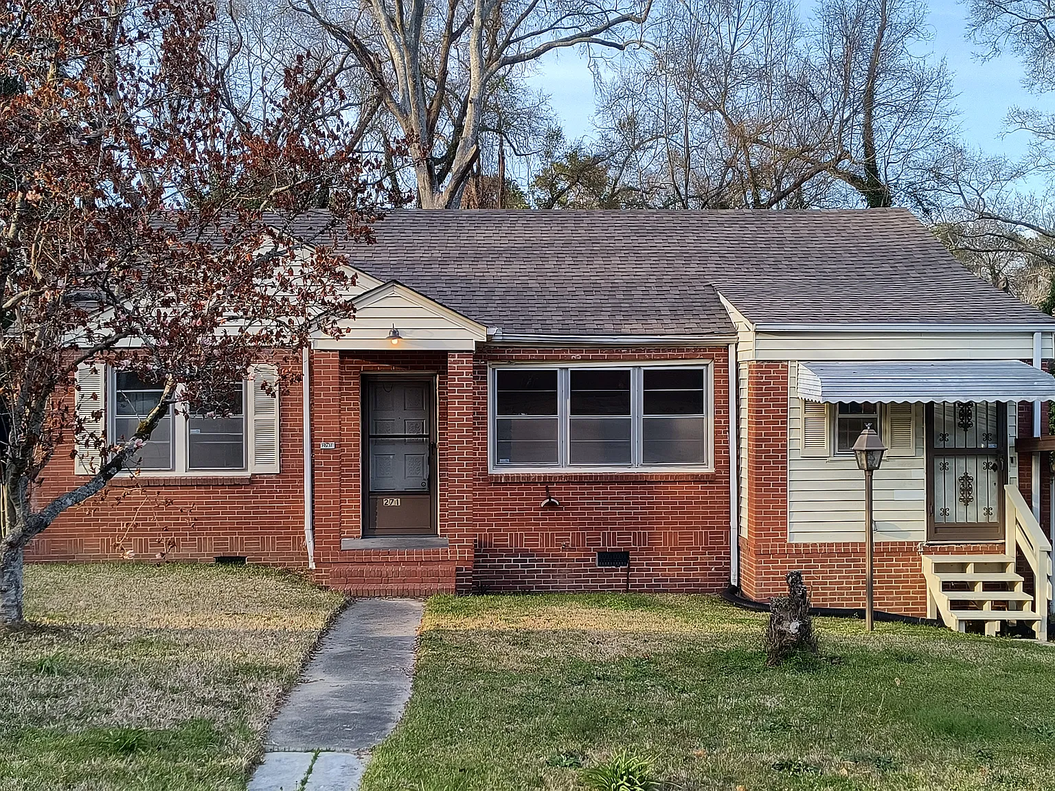 2717 King St — Photo 1
