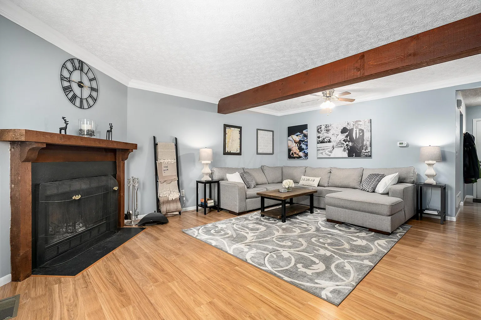 697 Slate Hollow Ct photo 1