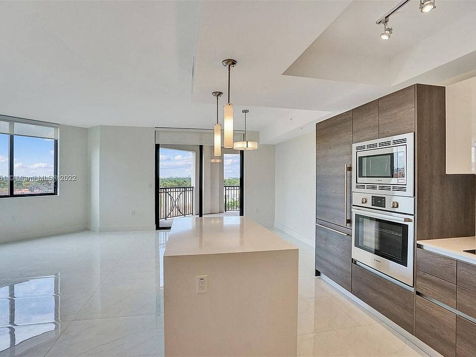 1st image of 301 Altara Ave APT 616