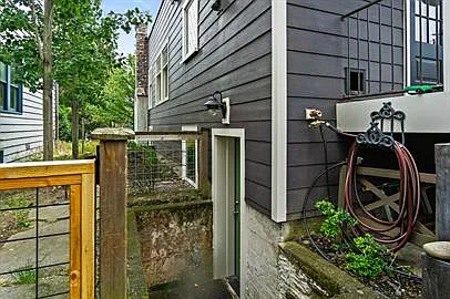 1114 N 77th St — Photo 19