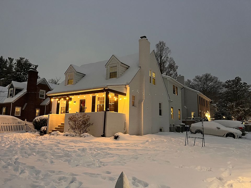 1st image of 2202 S Joyce St