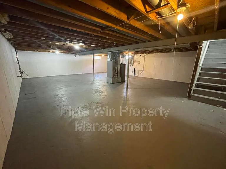 2415 Stoney End Ct — Photo 35