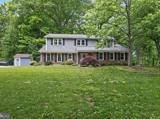 6 Donna Dr, Bear, DE 19701