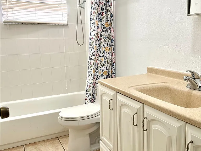 2055 Braman Ave #1 — Photo 10