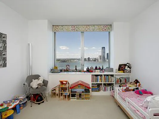 Sold by Corcoran | media 5