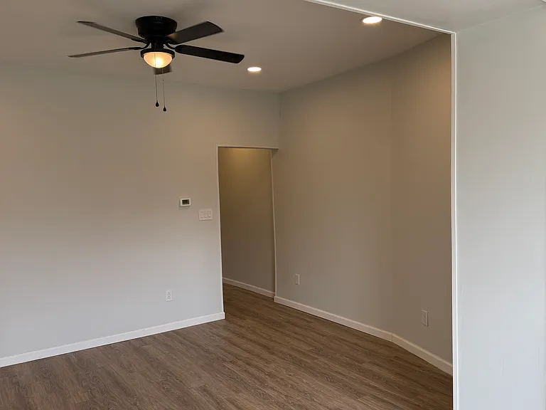 1512 Wyoming Ave #1 — Photo 15