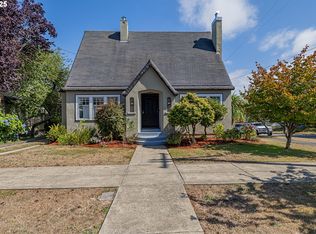 894 S 5th St, Coos Bay, OR 97420