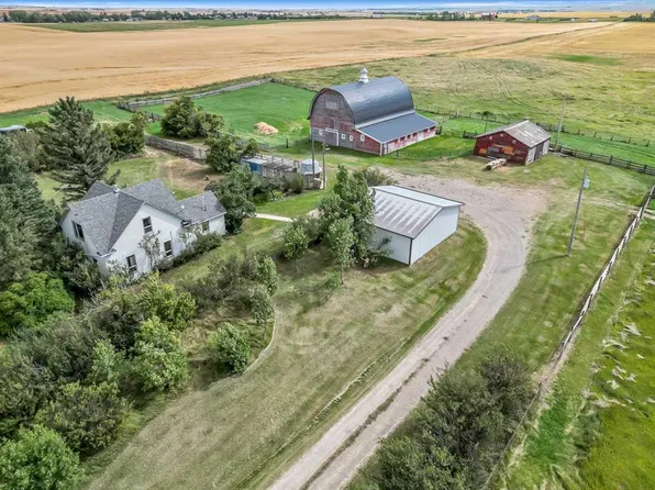 88111 N 658th Ave E, Foothills County, AB T0L 0P0