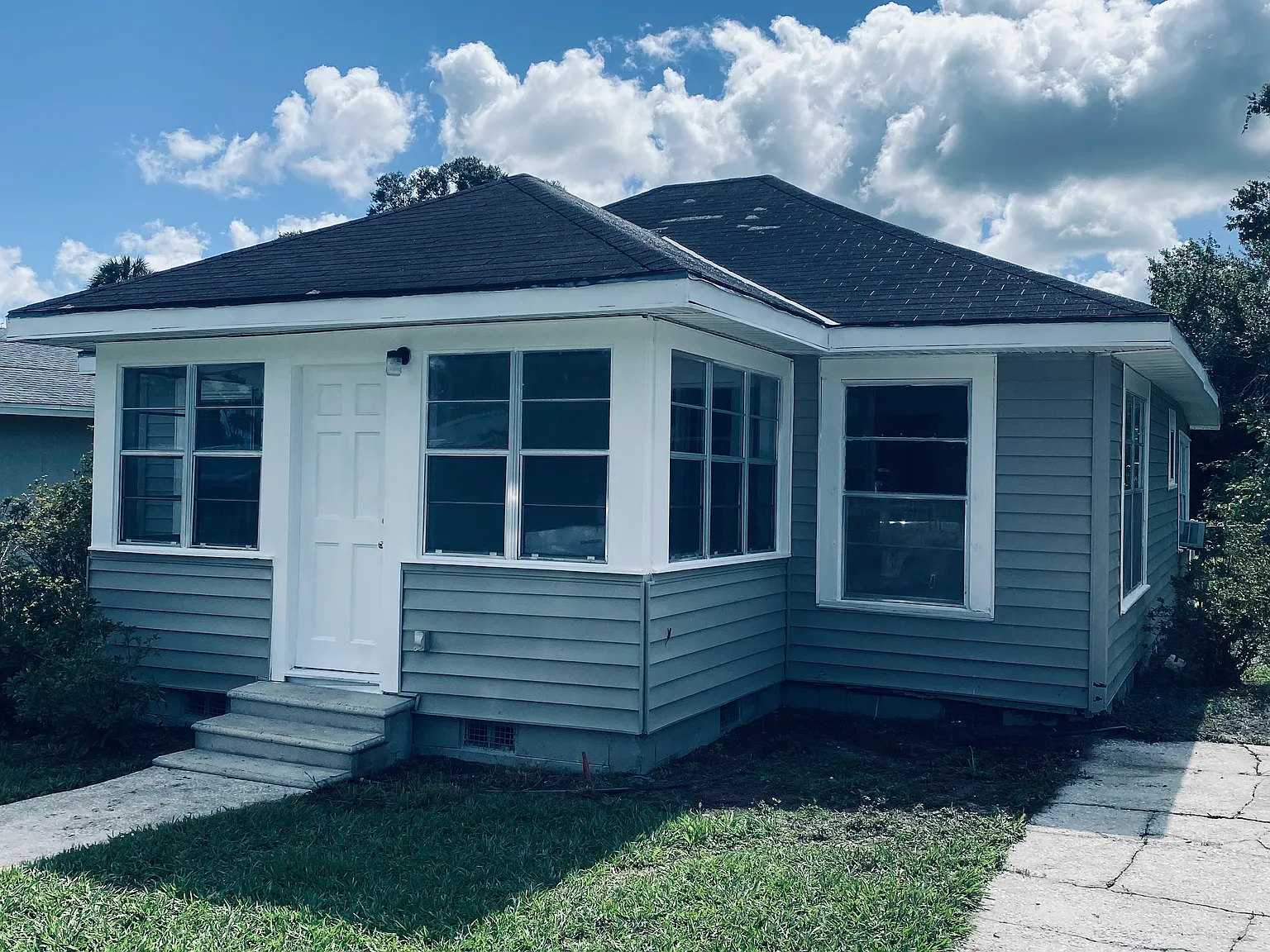 2 bed, 1300 sqft, $1,400 — Photo 1