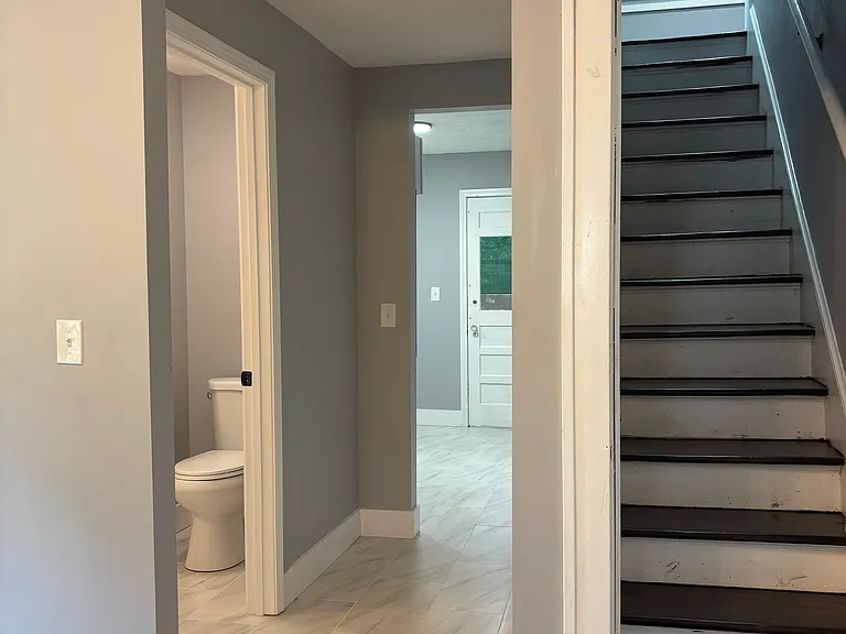 7221 Park Ave — Photo 4