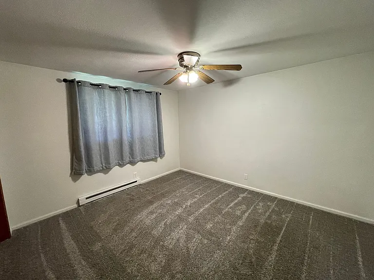 2563 Airline Way — Photo 11