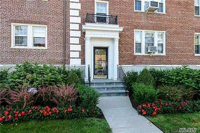 1st image of 32 Hamilton Pl APT L