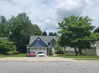 386 Fieldgreen Dr, Jonesboro, GA 30238