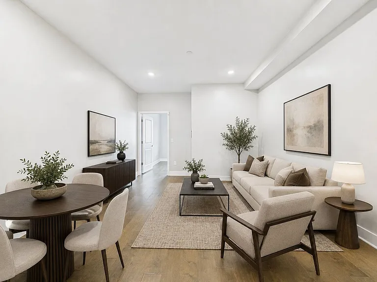 2449 Turner St — Photo 26