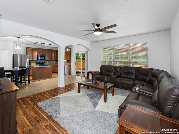 2nd image of 6234 PARSLEY HL