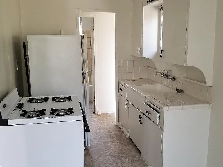 3576 Grim Ave #3576 — Photo 4