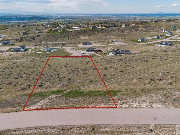 S Packbridge Ln, Idaho Falls, ID 83406