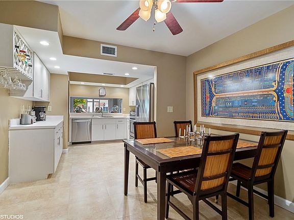 4th image of 580 N University Drive #580