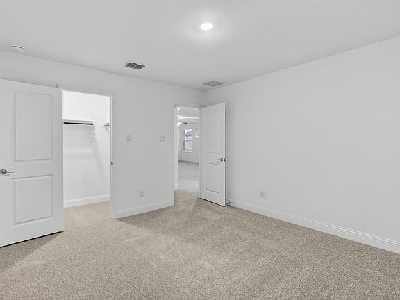 2nd image of 1429 Arciones Rd