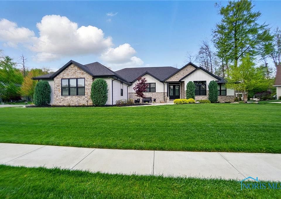 1st image of 8440 E Woodland Trl