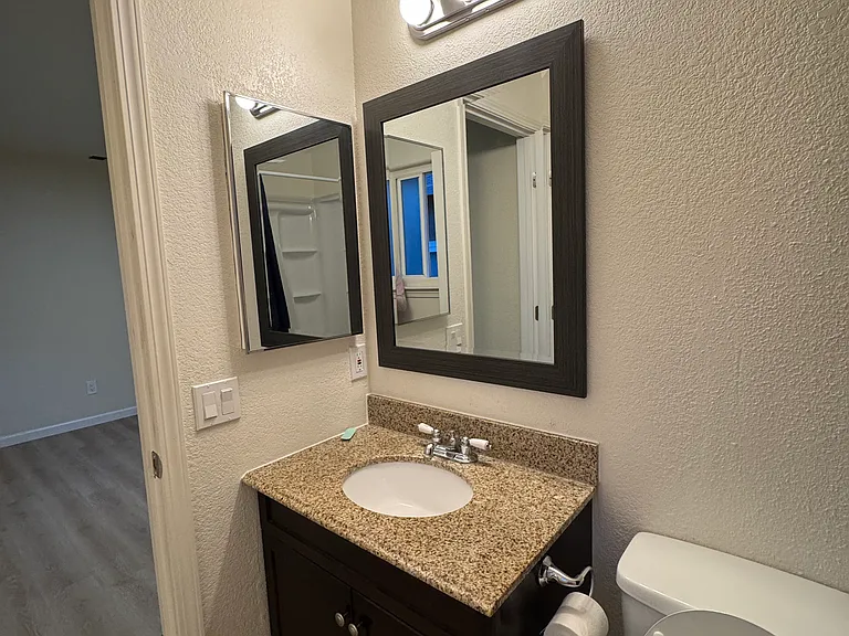 3520 Y St #2 — Photo 13