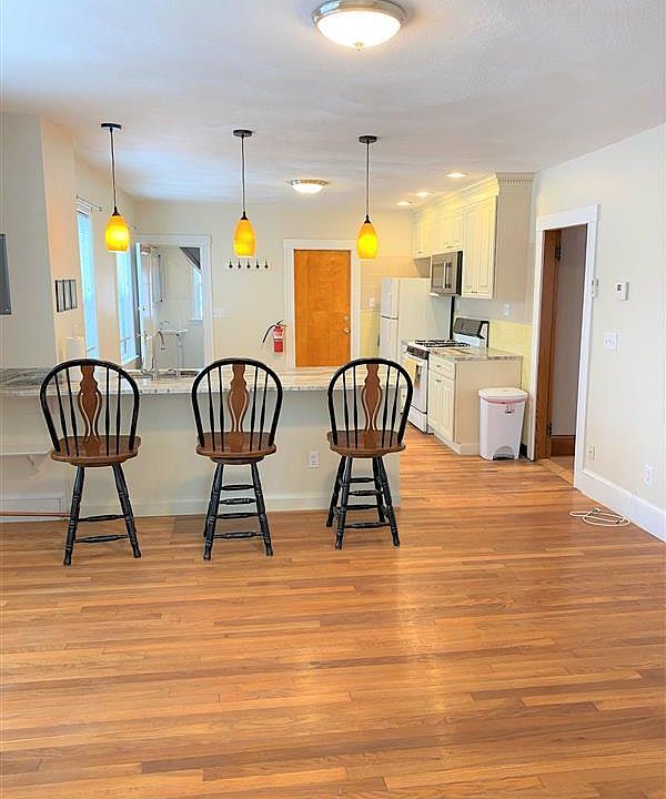 1st image of 167 Harvard St #2B