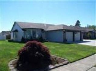2527 Hickory Ave, Longview, WA 98632