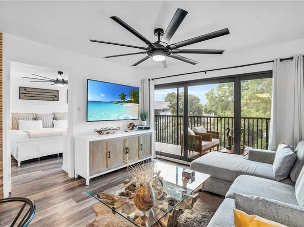 600 Neapolitan WAY #353, NAPLES, FL 34103