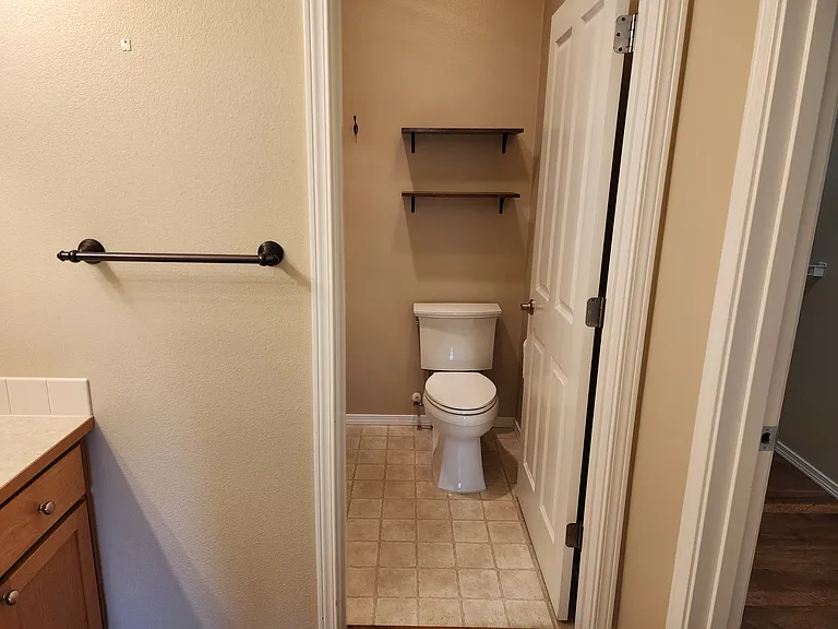 2115 Bobs Hollow Ln — Photo 13