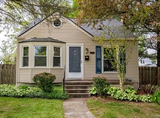 2119 Columbia Rd, Berkley, MI 48072