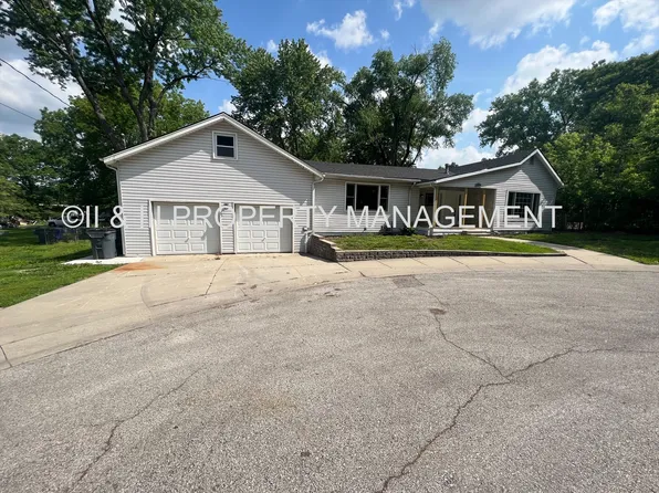 310 W Poplar St, Olathe, KS 66061