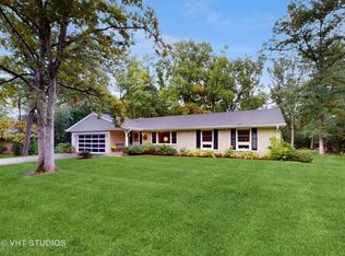 840 Oak Spring Ln, Libertyville, IL 60048