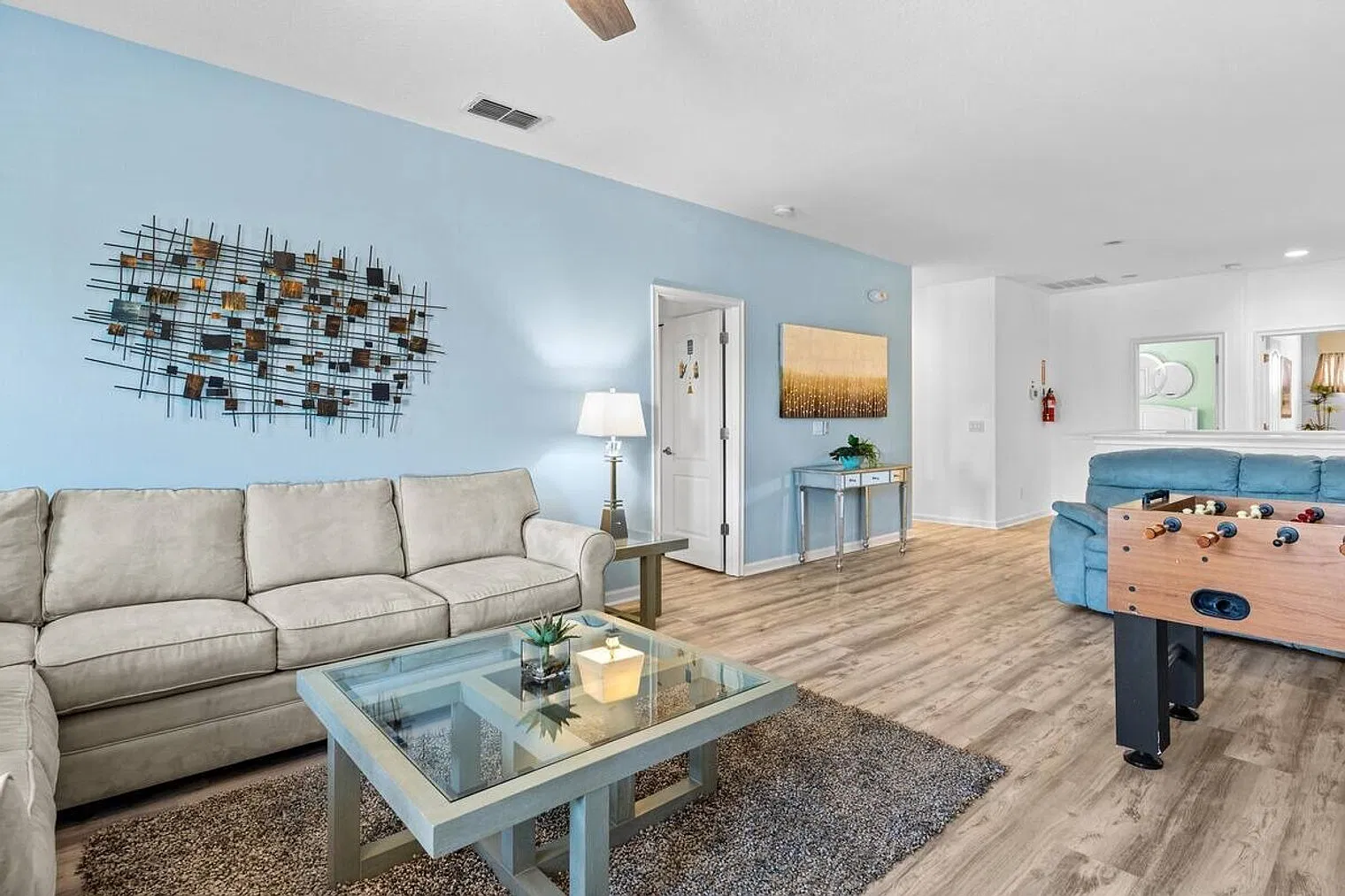 5 bed, 2.0 bath, $7,886 — Photo 3