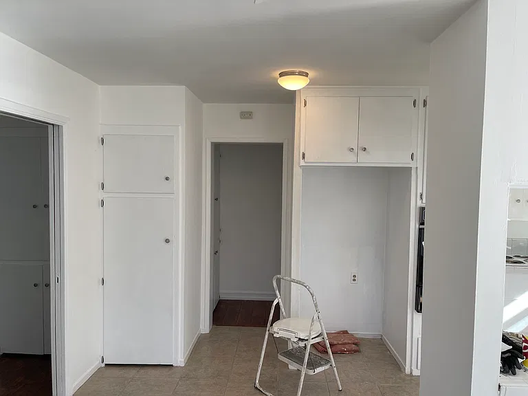 360 16th Pl #A — Photo 4