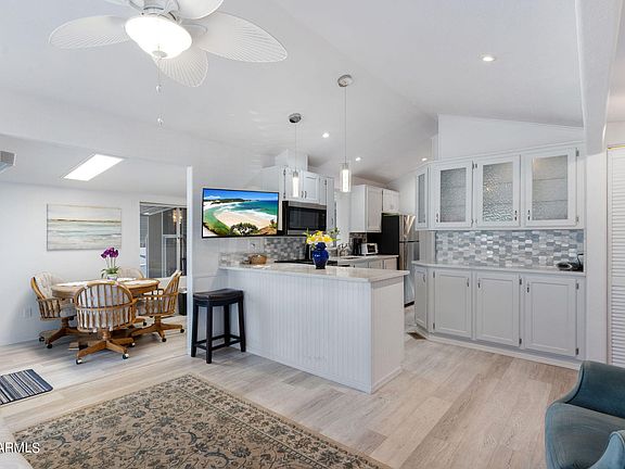 4th image of 10950 W UNION HILLS Drive #1007