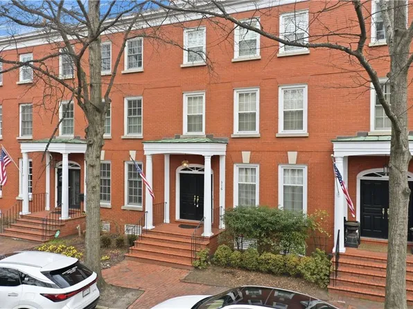 316 College Pl, Norfolk, VA 23510