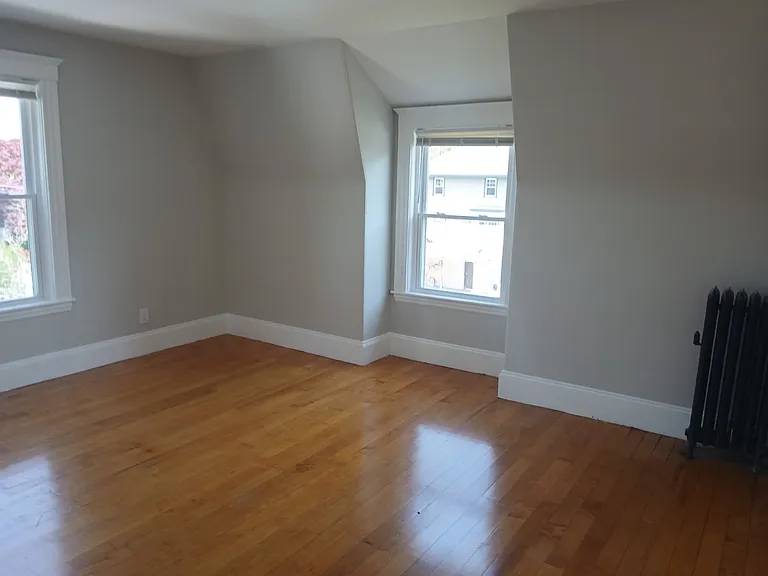 90 Edgemere Rd — Photo 31