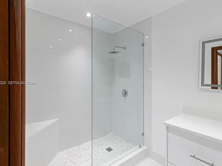 9617 SW 144th Pl — Photo 10
