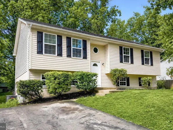 673 Running Fox Rd, Lusby, MD 20657