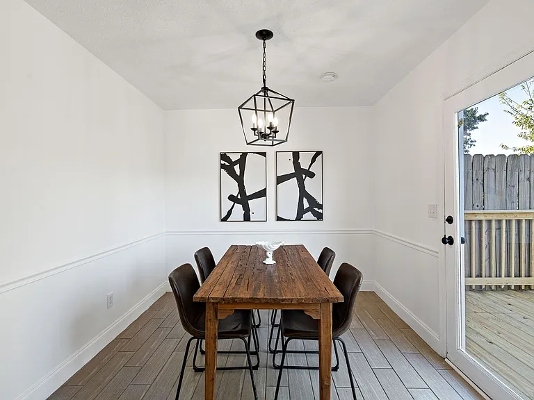304 Deerpoint Dr — Photo 13