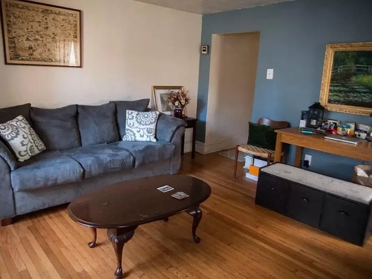 2004 Spring Garden St #3R — Photo 4