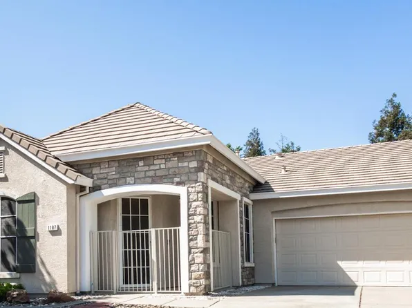 1187 W Kneebone Ct, Olivehurst, CA 95961