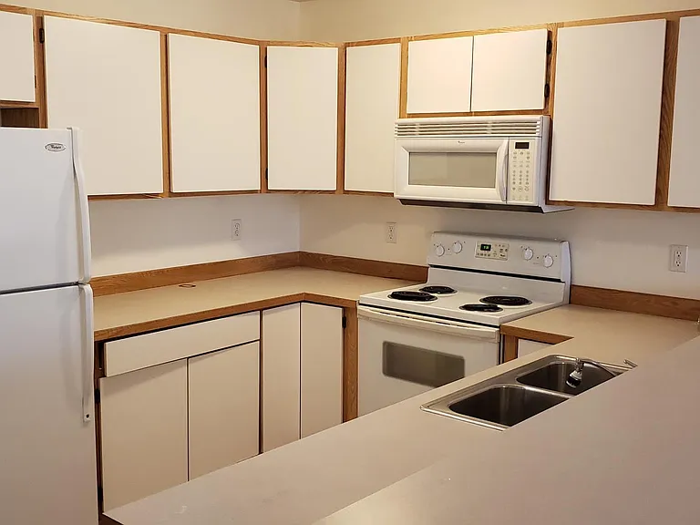 3716 Rucker Ave — Photo 4