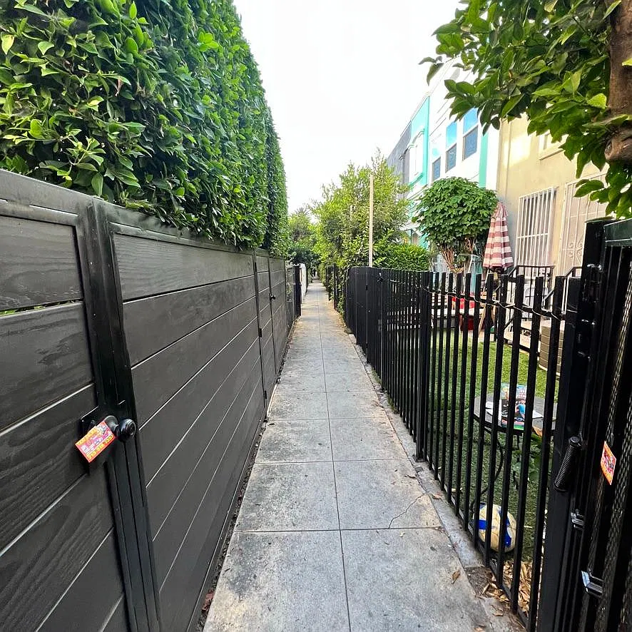 205 Columbia Pl — Photo 2