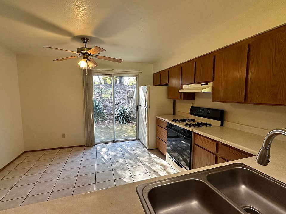 1st image of 3180 Victor Ave APT 5