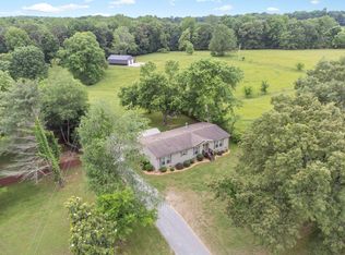 8601 Chestnut Ridge Rd, Lynchburg, TN 37352
