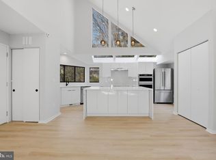 1671 Cedar Hollow Way, Reston, VA 20194