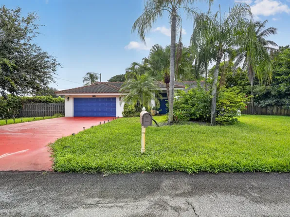 1770 EMILIO Lane, Palm Springs, FL 33406
